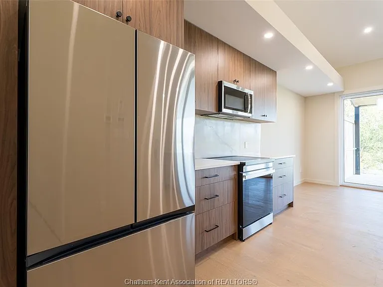 430 Indian Creek Rd W — Photo 14