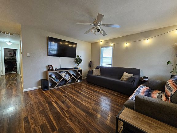 5th image of 2565 E Atlantic Street