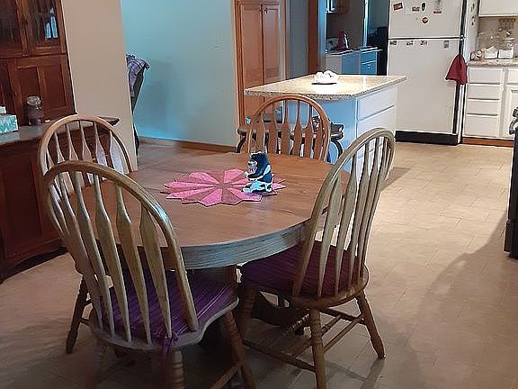 dining/kitchen