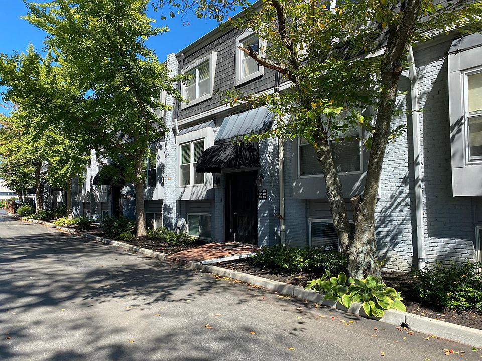 1st image of 125 Forest Ave APT 3205