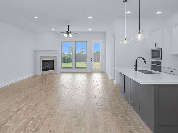 3rd image of 21355 Manatee Rock Ln