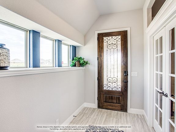 Dogwood III Entryway