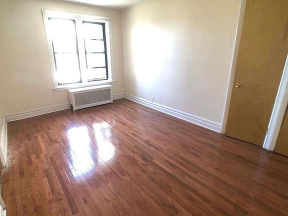 2nd image of 184 Clarkson Ave APT 6H