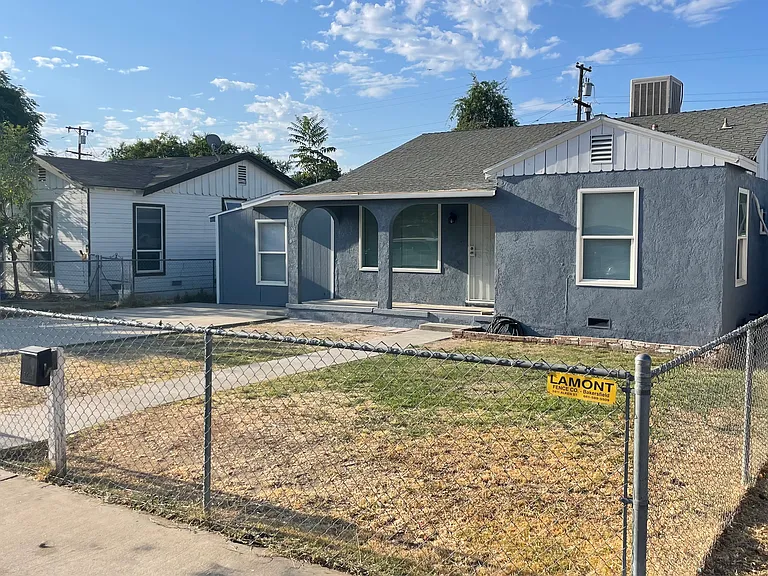 721 Wilson Ave — Photo 3