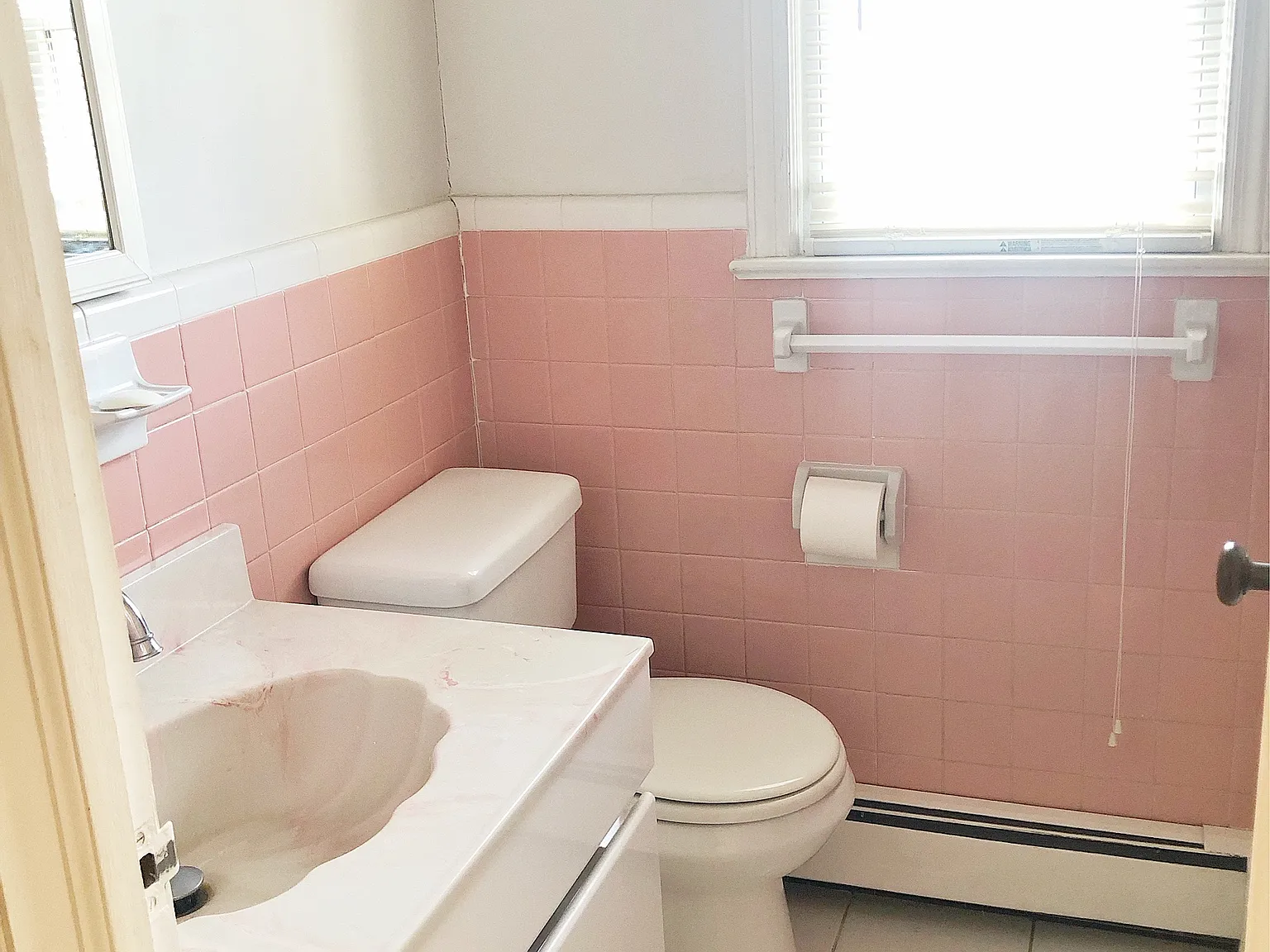 1 bed, $2,300 — Photo 4
