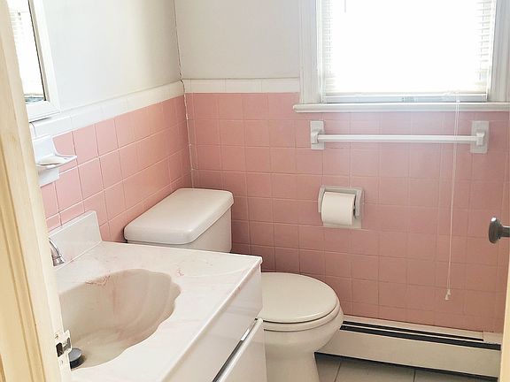 4th image of 76 Cornwell Ave Floor 2
