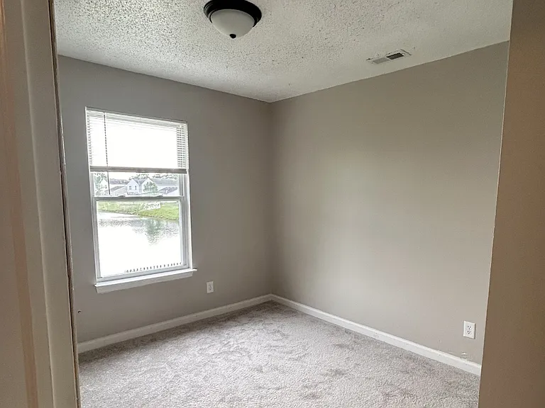 2219 Summer Breeze Way — Photo 18