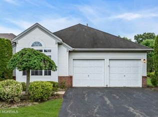 12 Falstaff Dr, Manchester, NJ