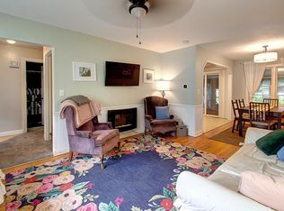 1009 College St, Northfield, MN 55057