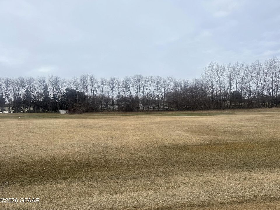 1st image of 6 Cliffs Pl