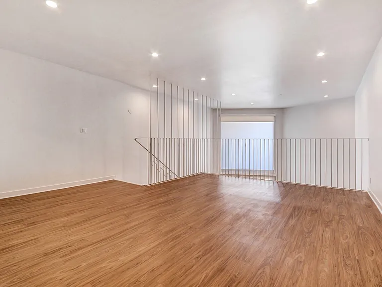 Citra Apartments — Photo 18