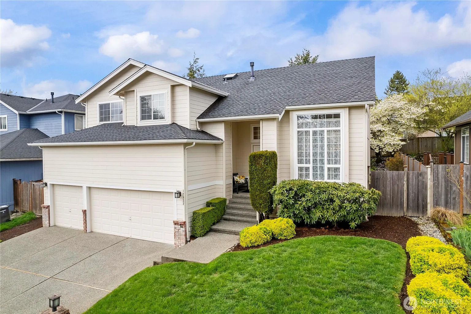 12932 SE 308th Place photo 1