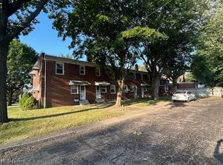 805 Spangler Rd NE, Canton, OH 44714