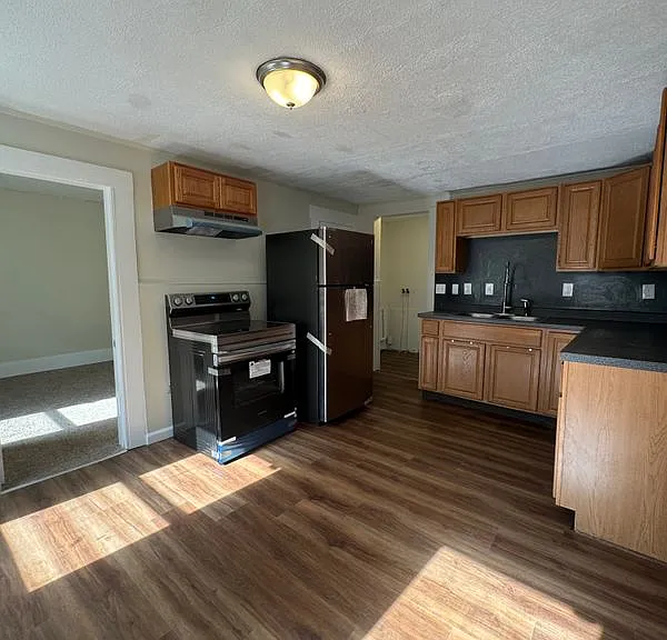 64 New Bridge St #1 — Photo 2
