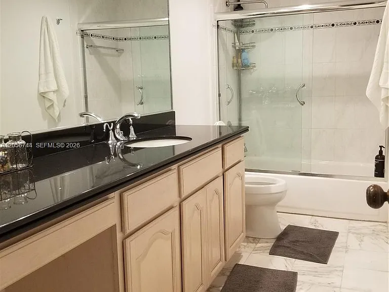 5825 Collins Ave #9C — Photo 22