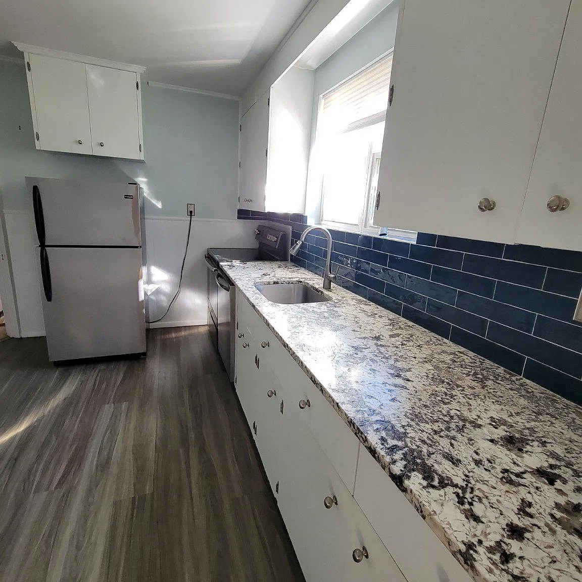 3 bed, 1.5 bath, 1272 sqft, $2,200 — Photo 4