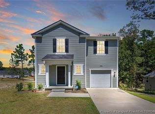 15 York Ct, Spring Lake, NC 28390