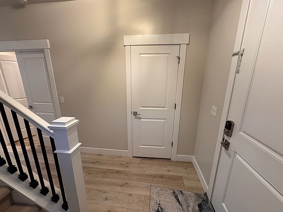 3rd image of 164 N Desert Sage Dr
