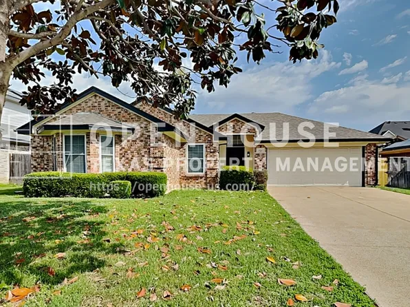721 Windridge Ln, Burleson, TX 76028