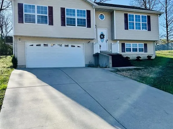 575 Bluebird Blvd, Saint Clair, MO 63077