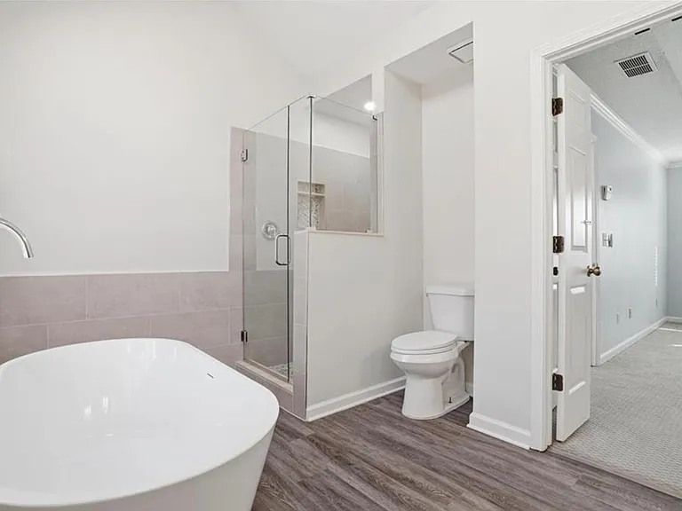 125 Sandridge Ct — Photo 5