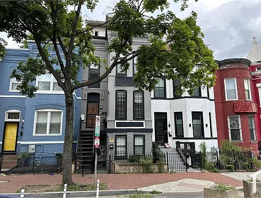 3 N St NW #A