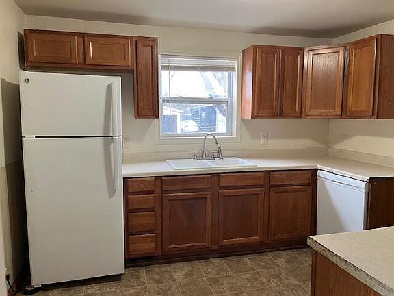 3rd image of 1235 Quarry Ave NW