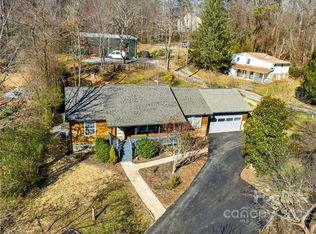 38 Campground Rd, Asheville, NC 28805
