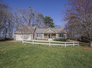 1250 Twin Rivers Rd, Greensboro, GA 30642