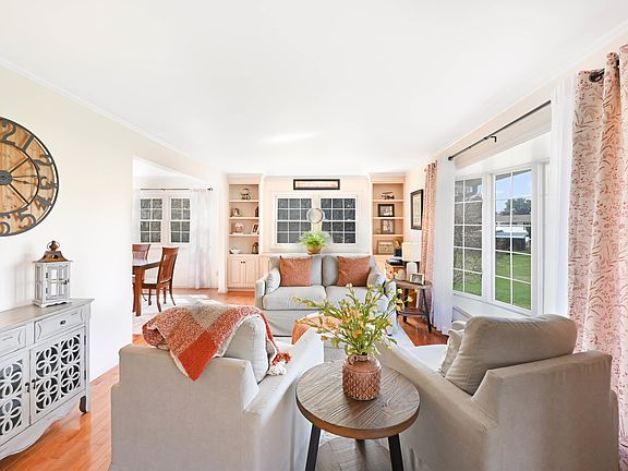 3rd image of 15 Ridgewood Terrace