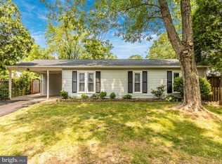 8207 Shady Spring Dr, Gaithersburg, MD 20877