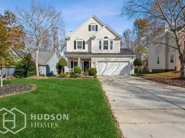 8728 Sam Dee Rd, Charlotte, NC 28215