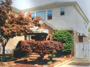 17337 Fairchild Ave, Flushing, NY 11358