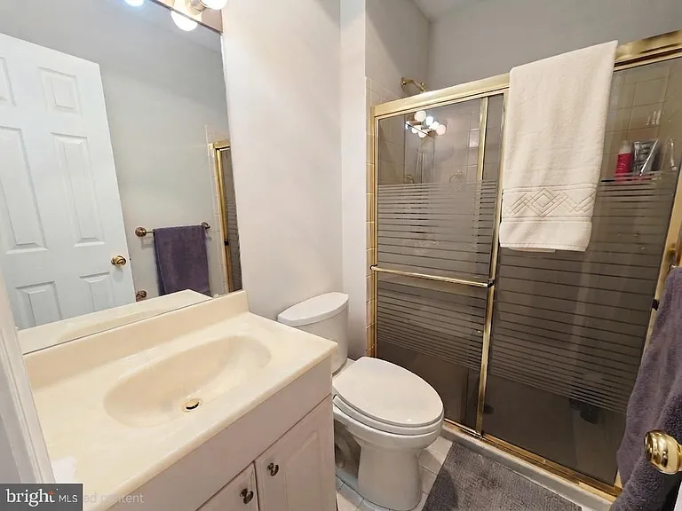 7629 Tiverton Dr — Photo 11