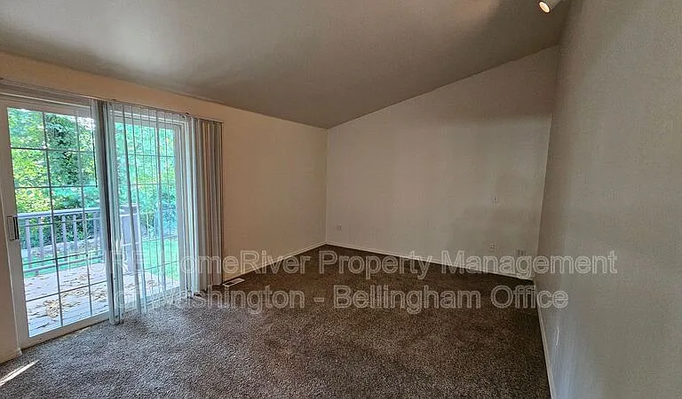 613 Cedar Tree Dr — Photo 8