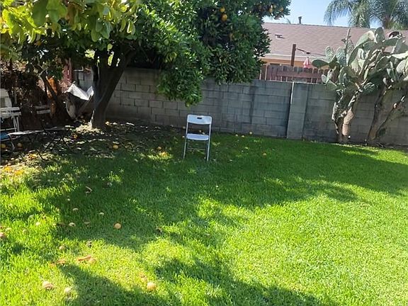 5th image of 11672 Ranchito St