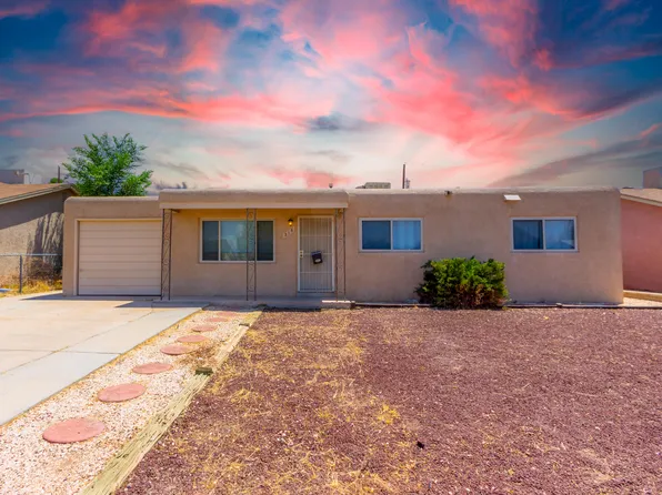 216 General Arnold St NE, Albuquerque, NM 87123