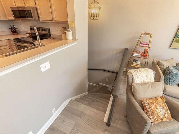 4th image of 764 Coral Reef Dr