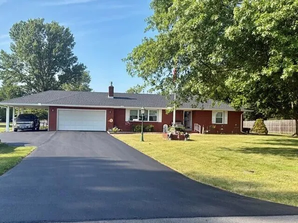 315 S Park Dr, Ada, OH 45810