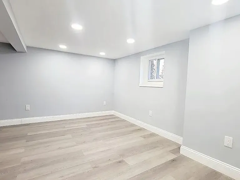 288 Cator Ave #4 — Photo 2