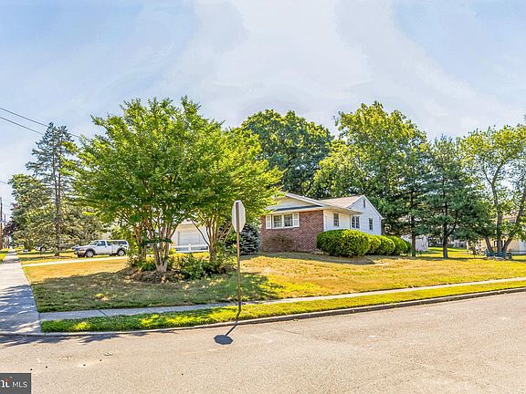 3rd image of 101 Villinger Ave