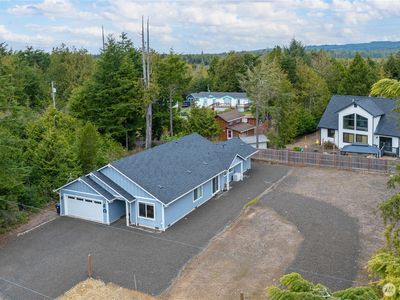 33 Butterfly Lane, Pacific Beach, WA, 98571