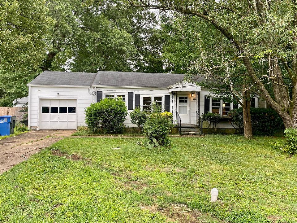 1st image of 310 S Lovell Ave