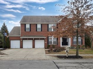9852 Parkshore Dr, Fishers, IN 46038