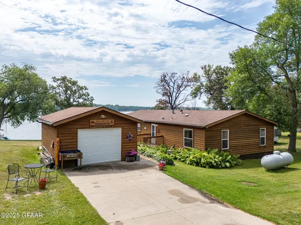 14833 Maple Inn Rd SE, Mentor, MN 56736