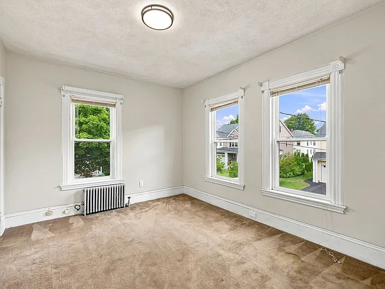 16 Lochwan St #16 — Photo 24