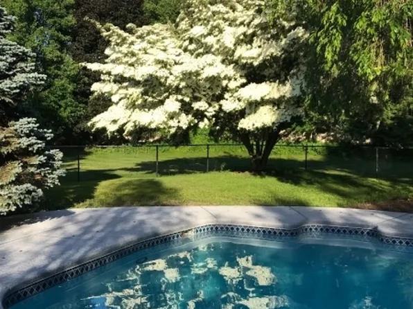 447 Rockaway Valley Rd, Boonton Twp., NJ 07005