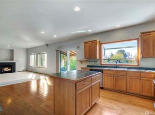 19917 117th Pl SE, Kent, WA 98031