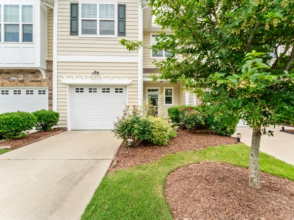 503 Suffolk Green Ln, Morrisville, NC 27560