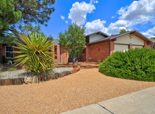 8329 Cherry Hills Rd NE, Albuquerque, NM 87111
